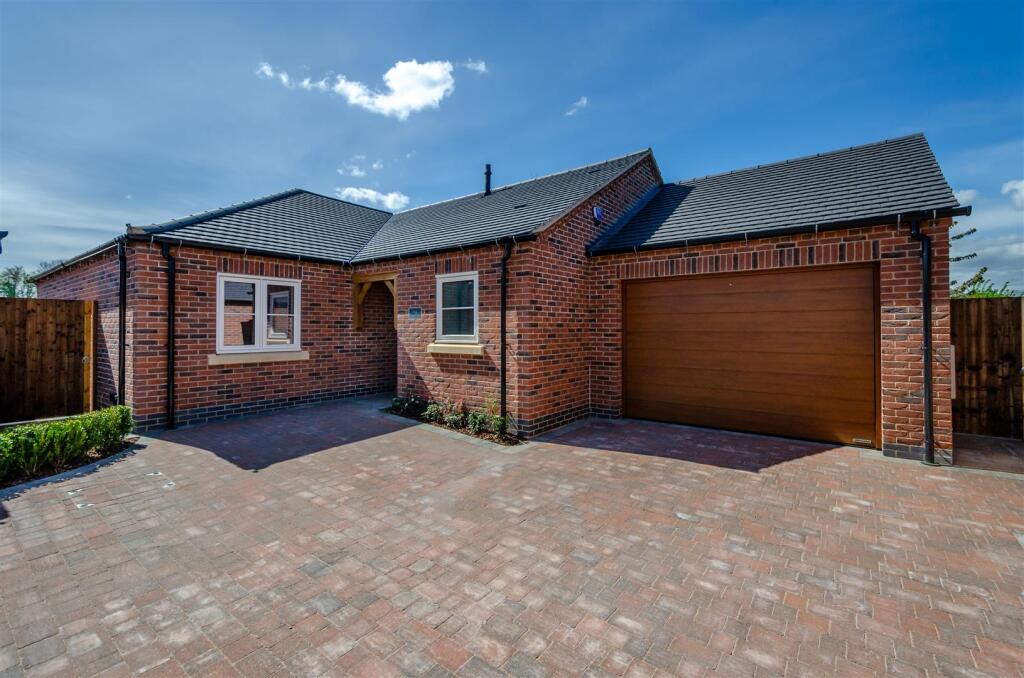 Main image of property: Clematis Cottage, Spring Gardens, Dunton Road, Broughton Astley.