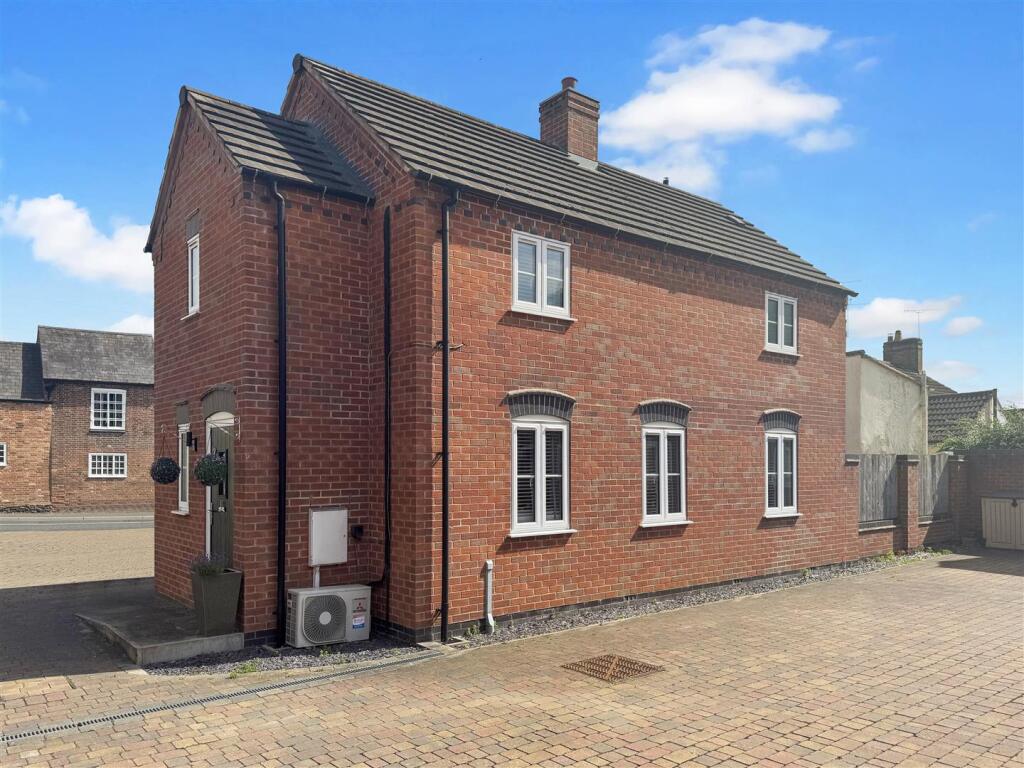 Main image of property: Sharnford Mews, Sharnford.