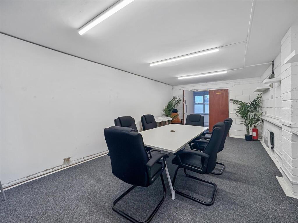 Main image of property: Unit 21, King Street Buildings, King Street.