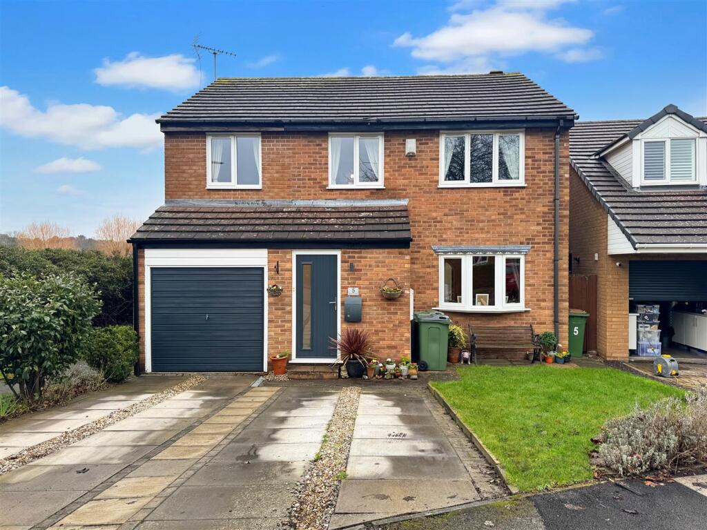 Main image of property: Field Close, Littlethorpe.