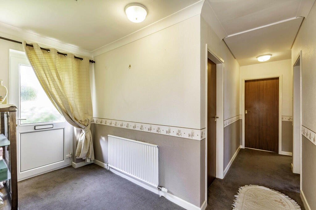 3 bedroom detached bungalow for sale in Church Lane, West Drayton