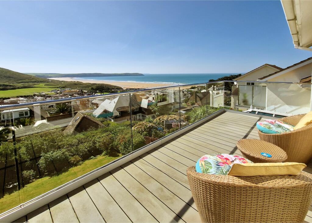 3 bedroom detached house for sale in EX34