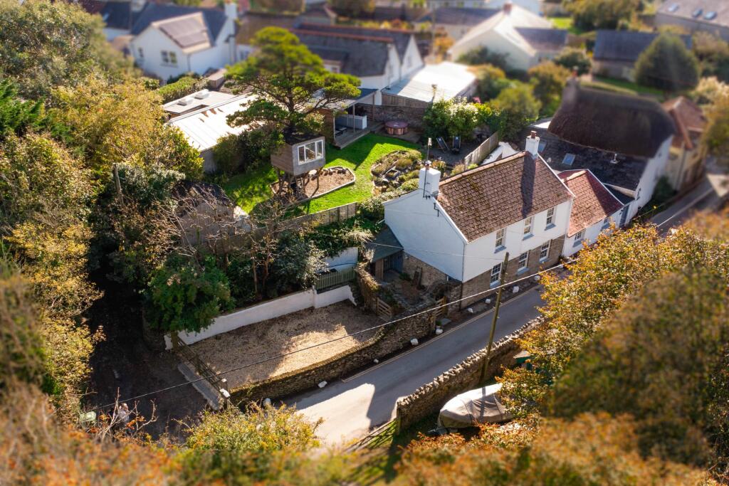 Main image of property: Georgeham