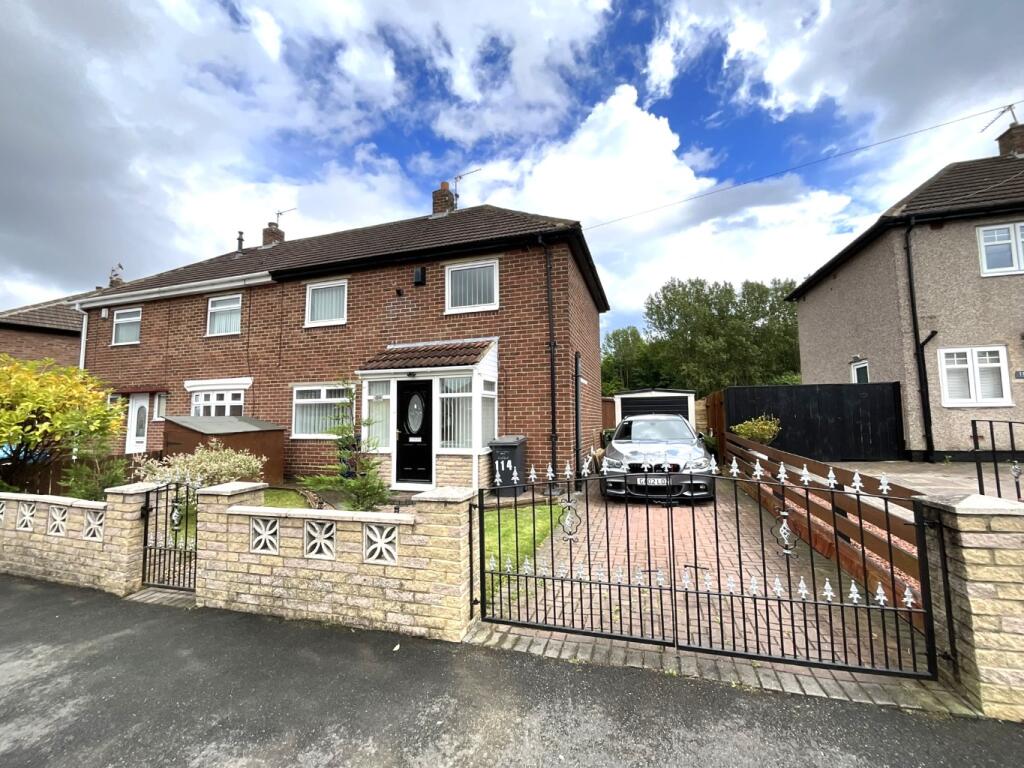 3 bedroom semidetached house for sale in Hexham Avenue, Hebburn, Tyne