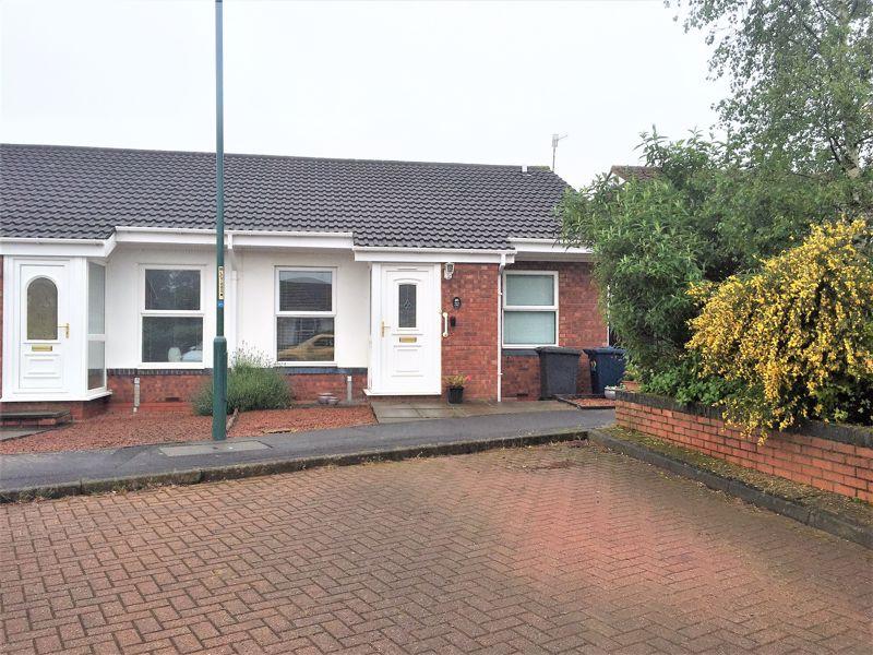 2 bedroom semidetached bungalow for sale in Marina View, Hebburn, NE31