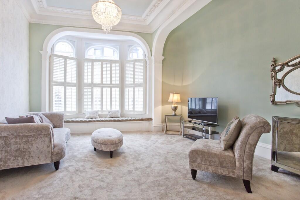 Main image of property: Clifford Street, York, YO1