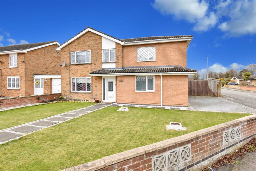 4 bedroom detached house for sale in Shetland Way, Corby, NN17