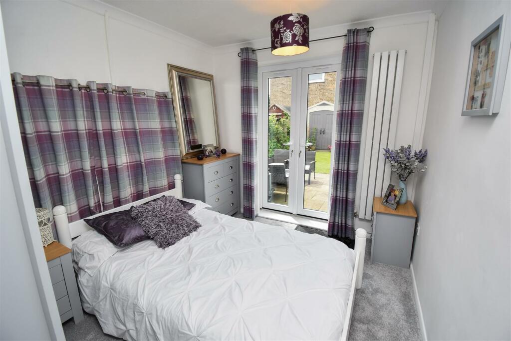 2 bedroom semidetached bungalow for sale in Manor Drive, Corby, NN18