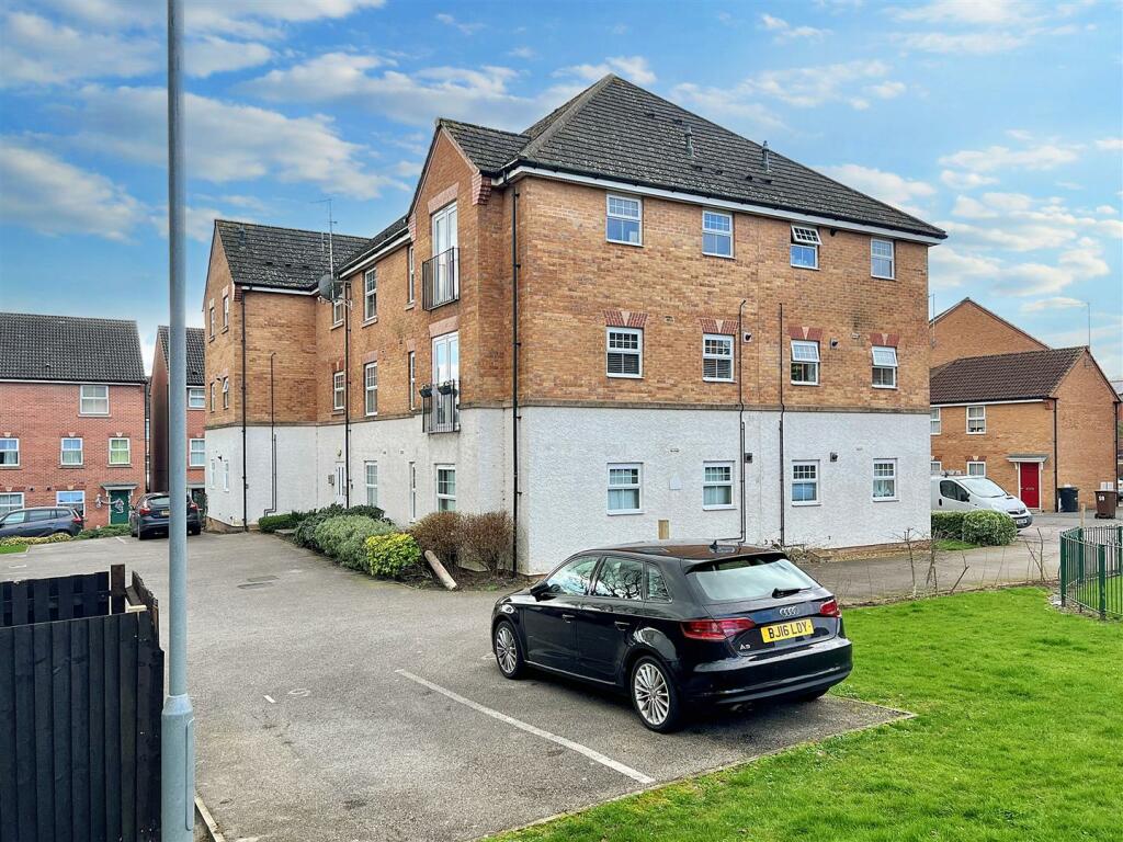 2 bedroom apartment for sale in Conyger Close, Great Oakley, Corby, NN18