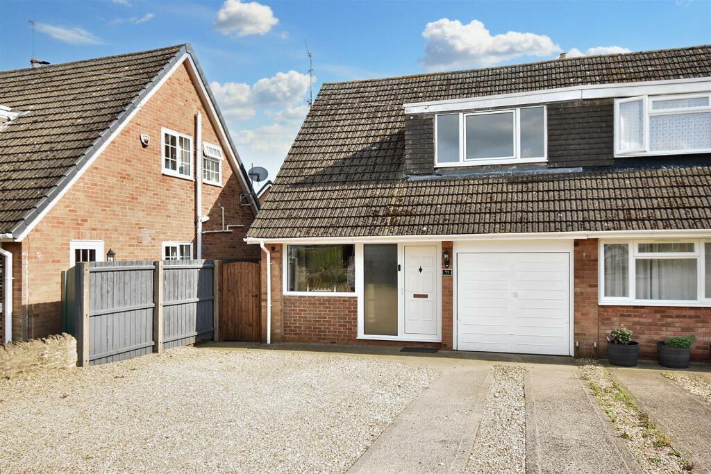 3 bedroom semidetached house for sale in Shire Road, Corby, NN17