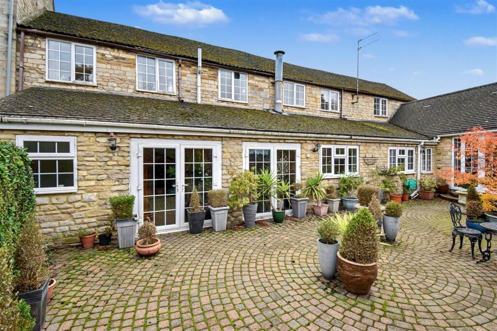 Main image of property: JD's Breakfast House, High Street, Weldon, NN17 3JJ