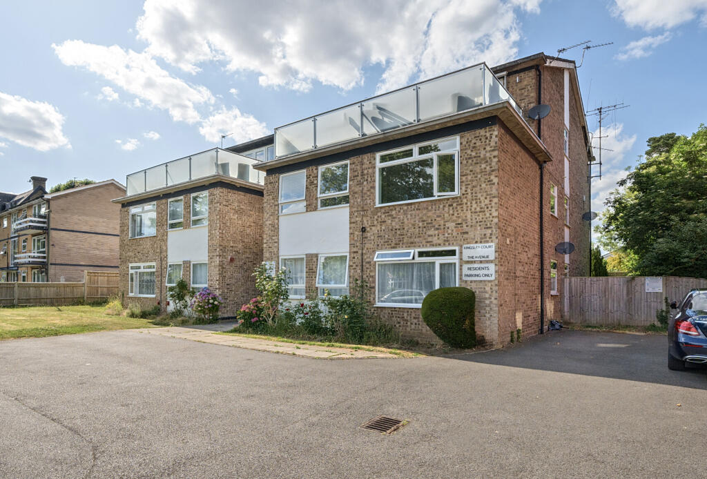 Main image of property: The Avenue, Worcester Park, Surrey, KT4