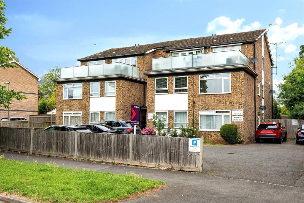 Main image of property: The Avenue, Worcester Park, Surrey, KT4
