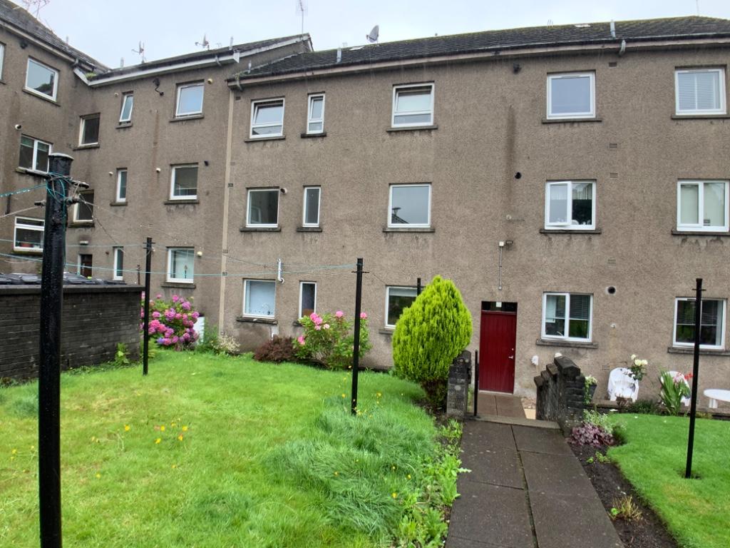 2 bedroom flat for sale in Ellerslie Street, Johnstone, Renfrewshire, PA5