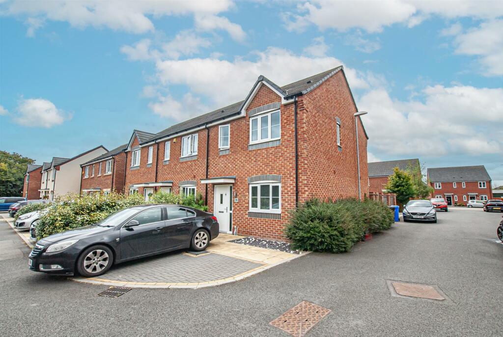 2 bedroom end of terrace house for sale in Thorntree Lane, Branston