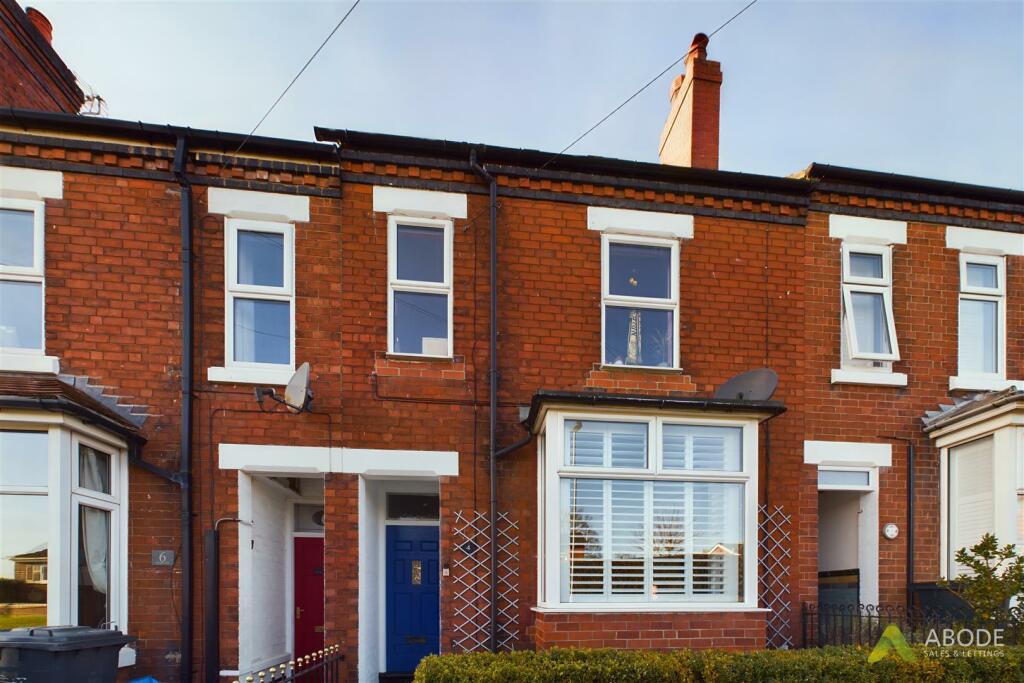 3 bedroom terraced house for sale in Morleys Hill, Outwoods, DE13