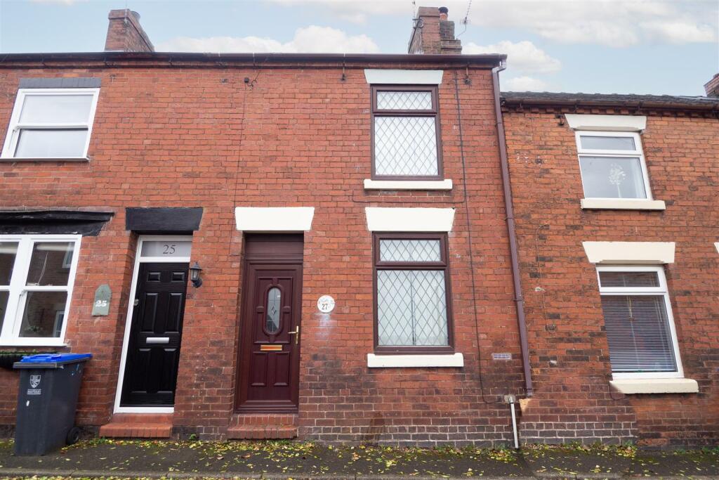 2 bedroom terraced house for sale in Prince Street, Cheadle