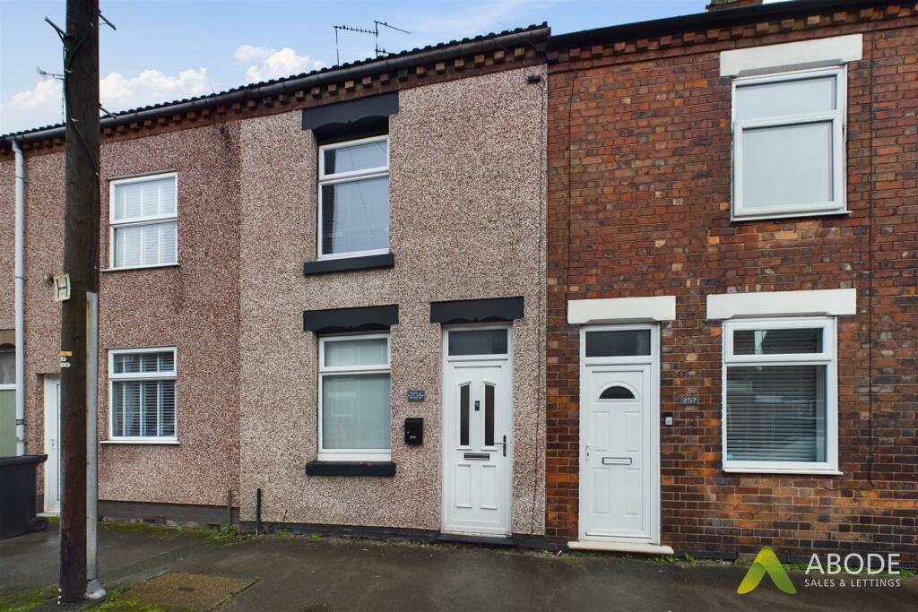 2 bedroom terraced house for sale in Wetmore Road, BurtononTrent, DE14