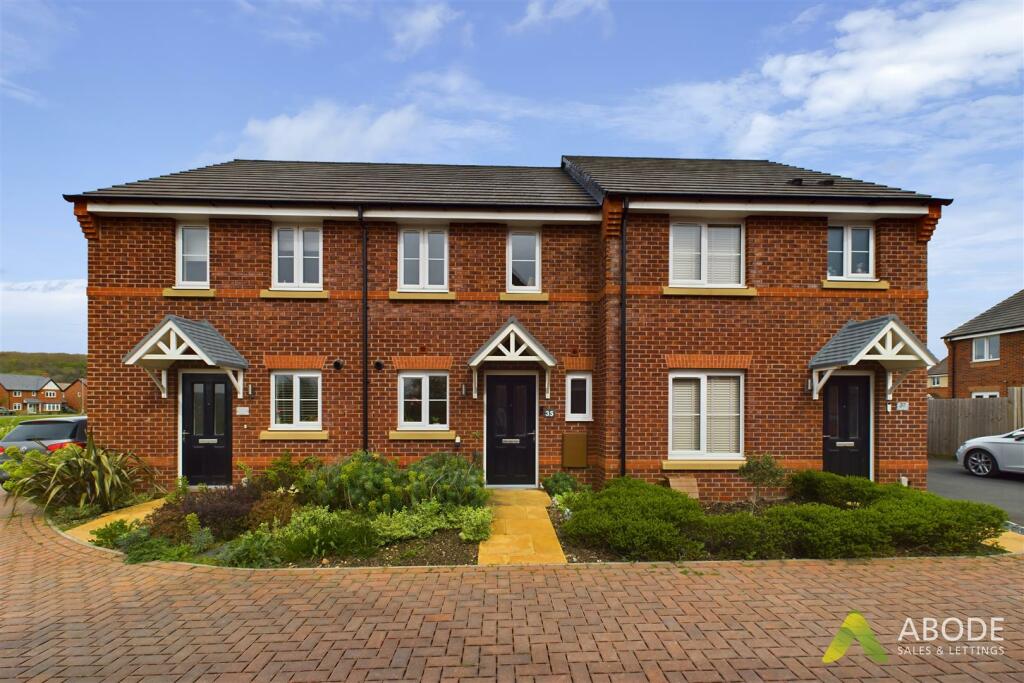 2 bedroom town house for sale in Monk Road, NR Tatenhill, DE13