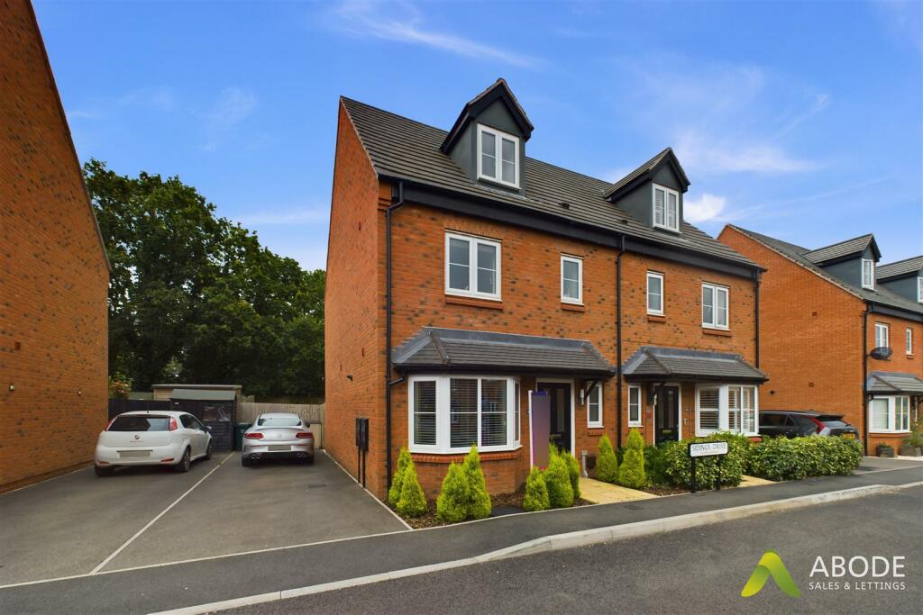 4 bedroom semidetached house for sale in Sidings Drive, Drakelow