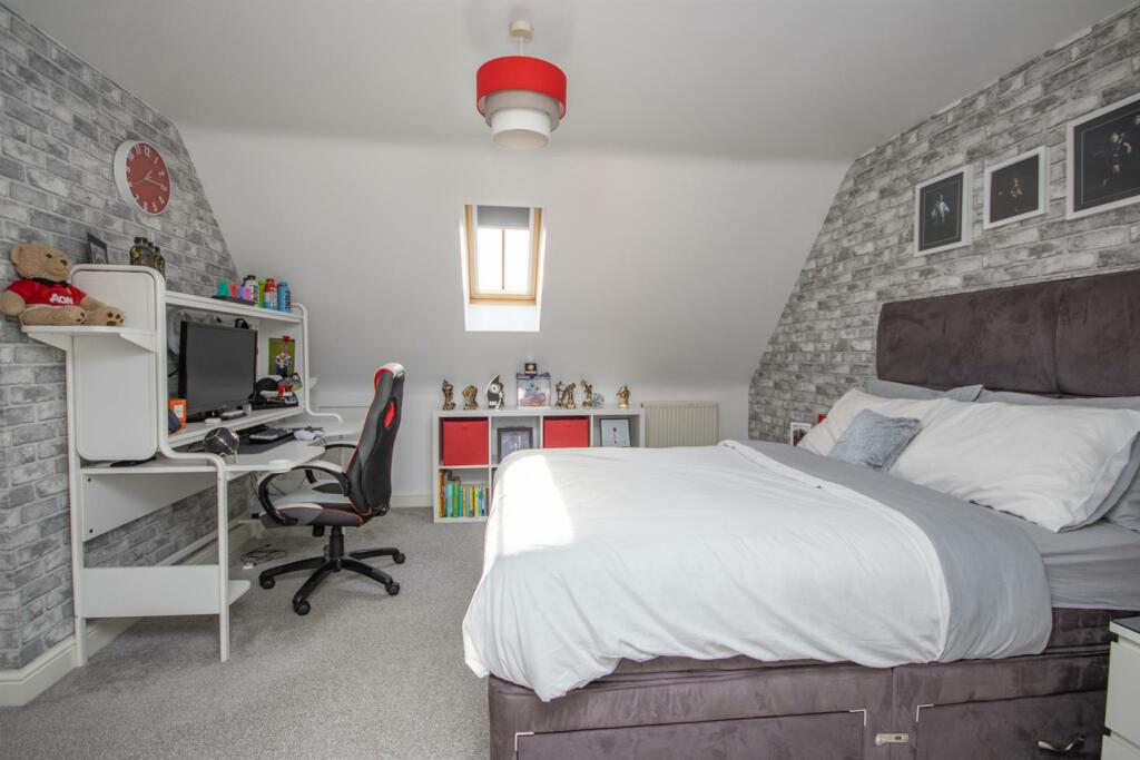 Additional property image - Luton Road, Church Gresley, Swadlincote