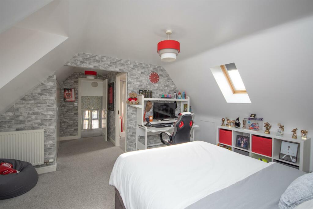 Additional property image - Luton Road, Church Gresley, Swadlincote