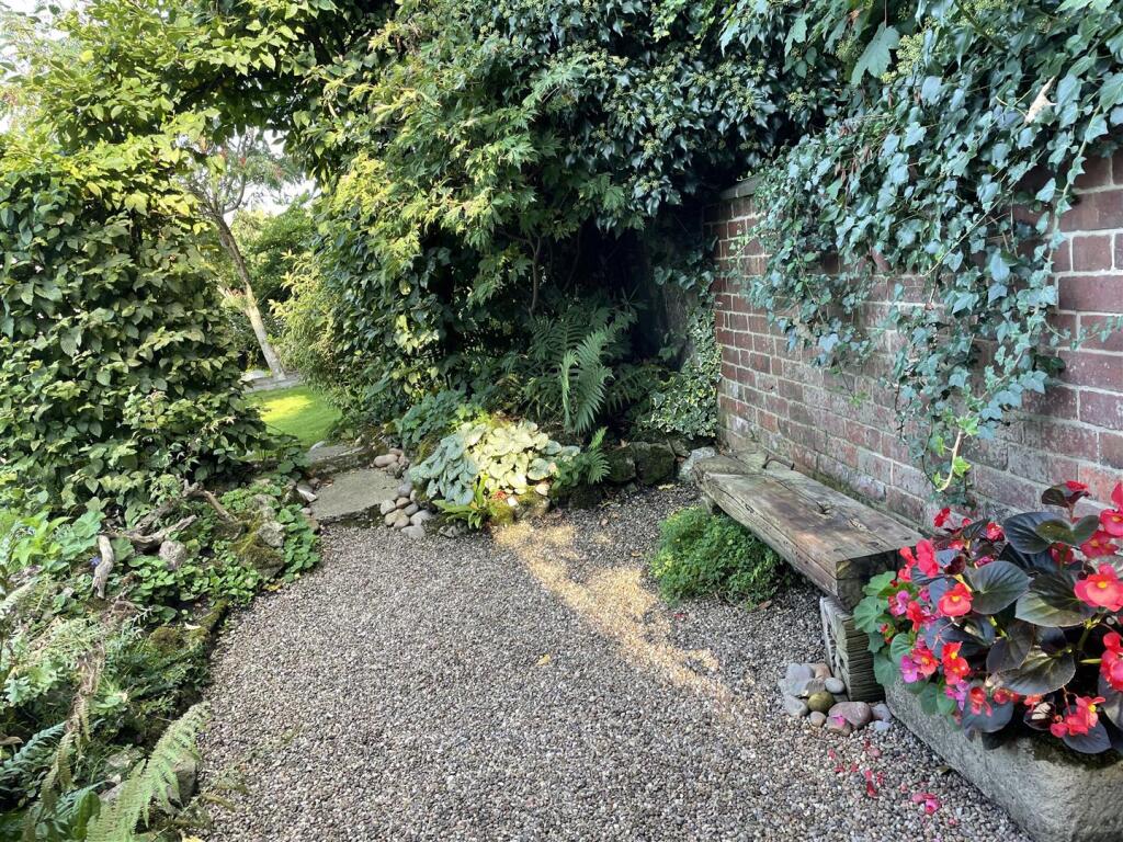 Additional property image - Clifton, Ashbourne, DE6 2GL