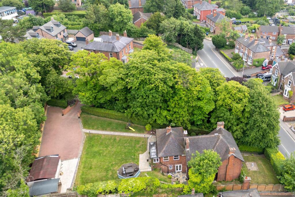Main image of property: Ashby Road, Burton-on-Trent
