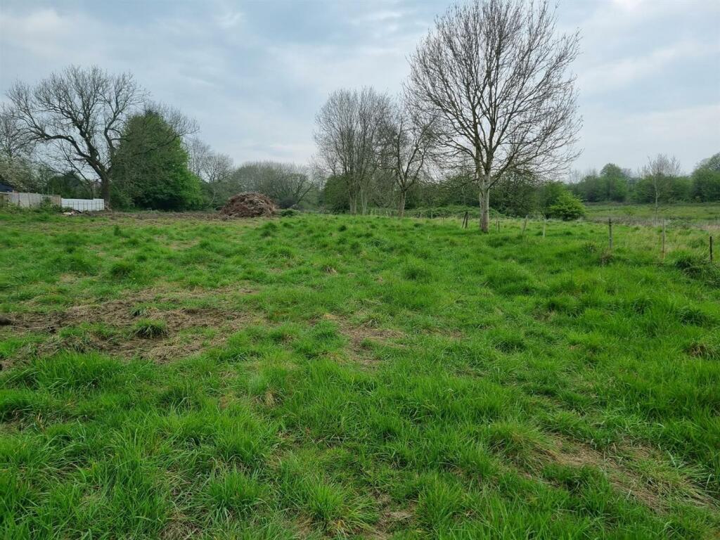 Land for sale in Home Gate Road, Clay Cross, Chesterfield, S45