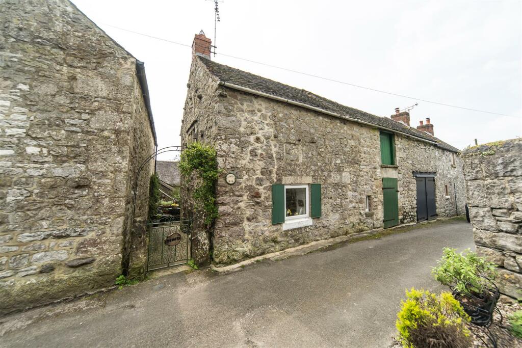 Additional property image - Byways, West End, Brassington
