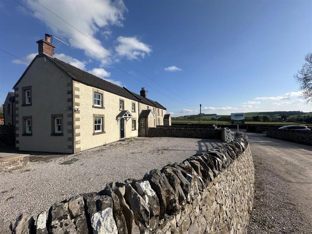 Main image of property: Peakside Cottage, Biggin