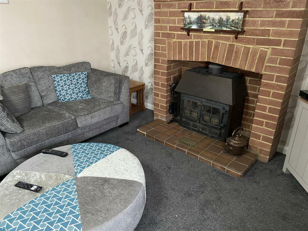 Additional property image - Ellis Piece, Spout Lane, Shottle