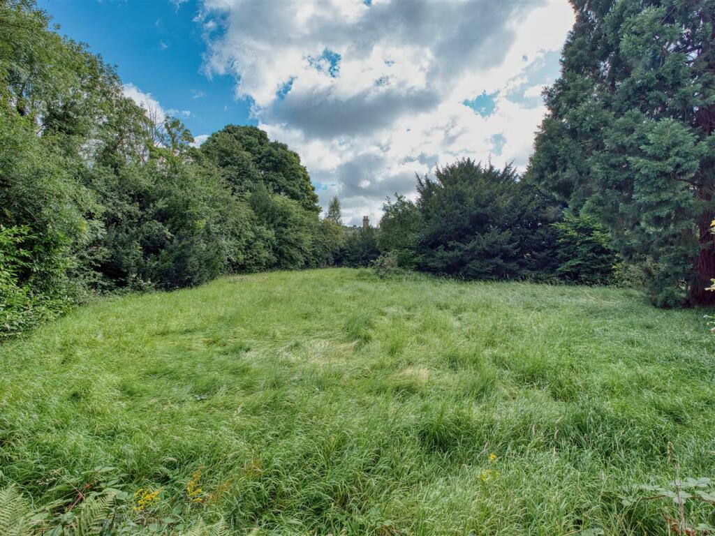Additional property image - 3 Church Walk, Duffield, Belper