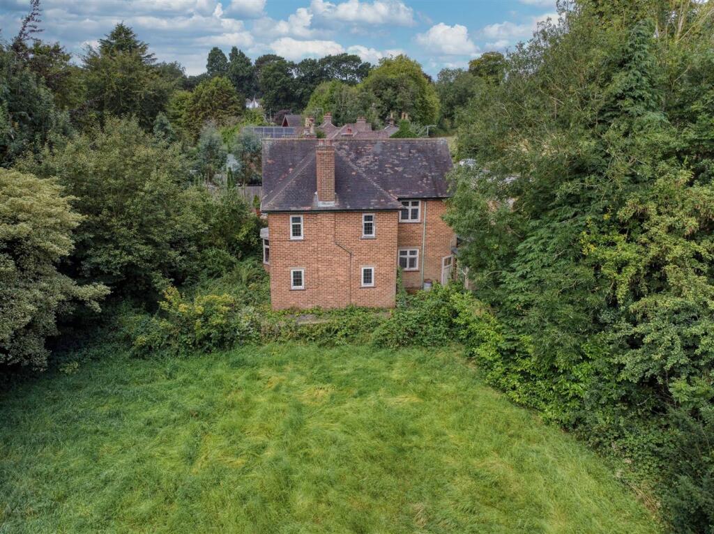 Additional property image - 3 Church Walk, Duffield, Belper