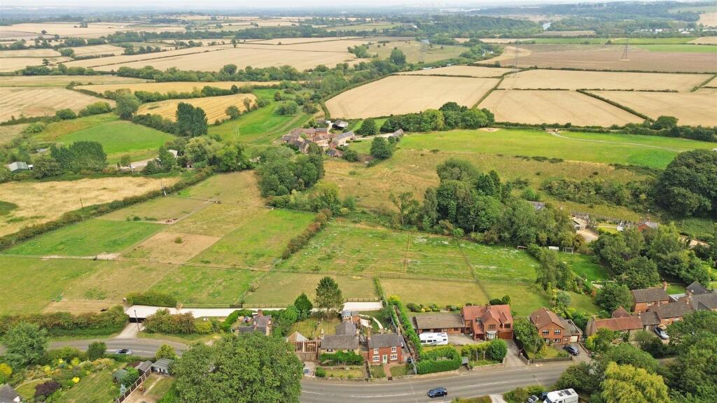 Main image of property: Hilltop Cottage, Stanton-By-Bridge,