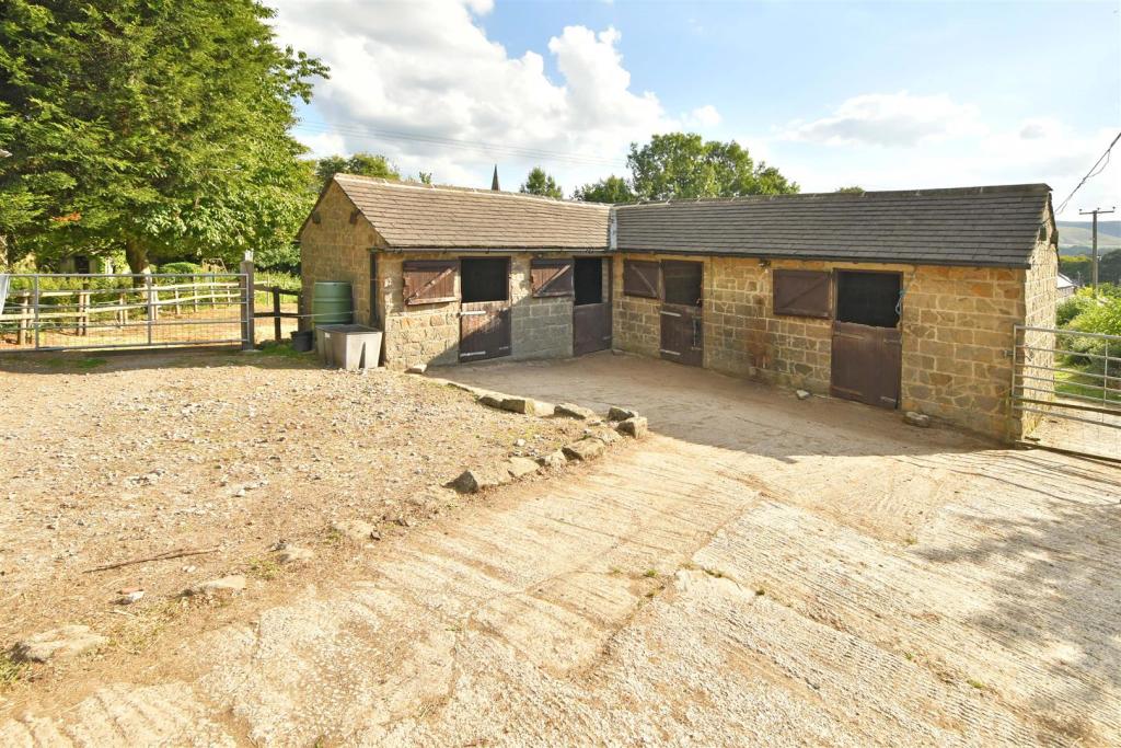 2 bedroom barn conversion for sale in The Old Barn, Manor Farm, Main