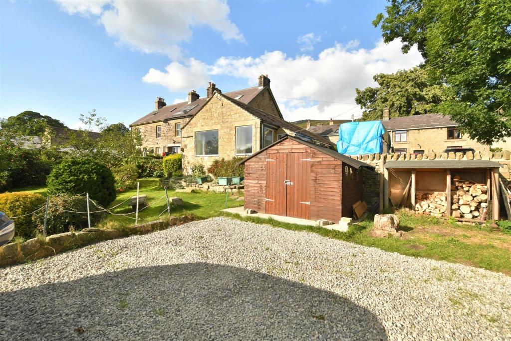 2 bedroom barn conversion for sale in The Old Barn, Manor Farm, Main