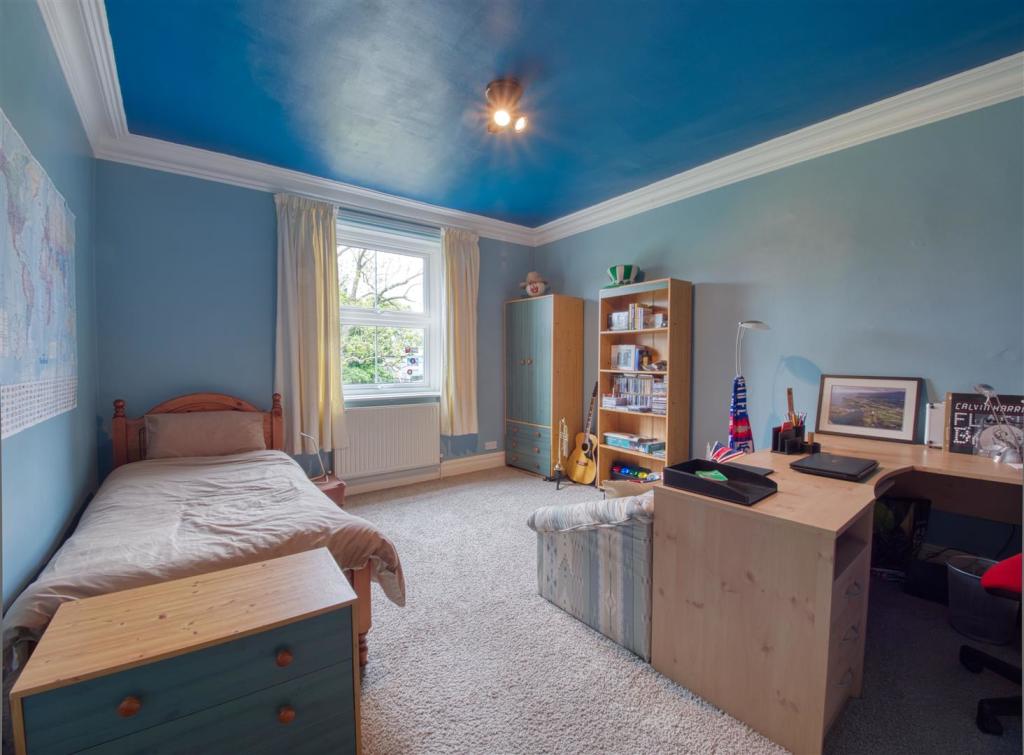 7 bedroom farm house for sale in Woolley Farmhouse, Badger Lane