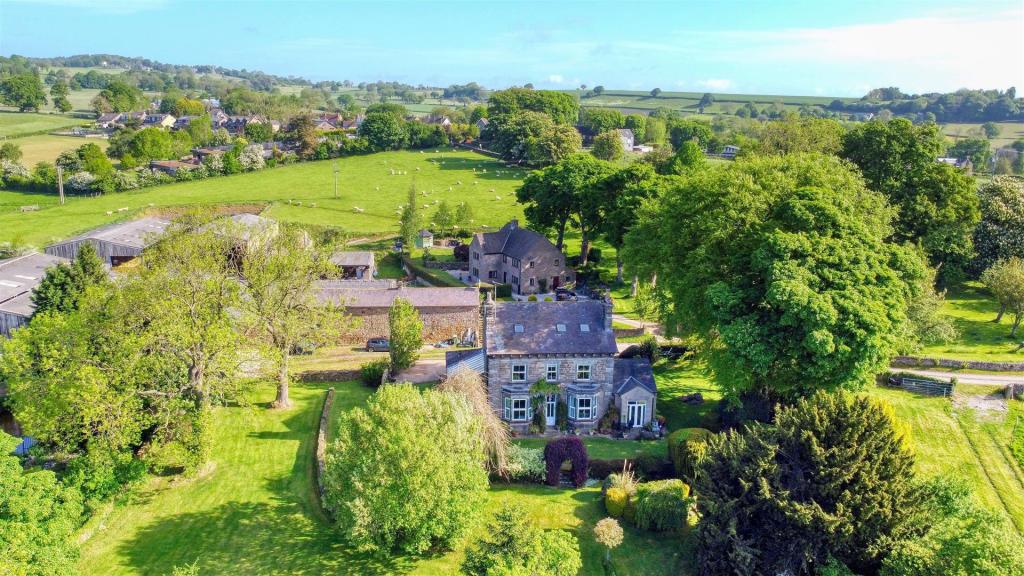 7 bedroom farm house for sale in Woolley Farmhouse, Badger Lane
