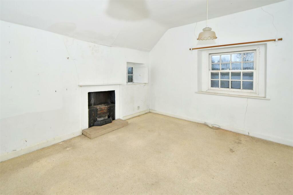 Additional property image - Coldwell Cottage, King Street, Youlgrave