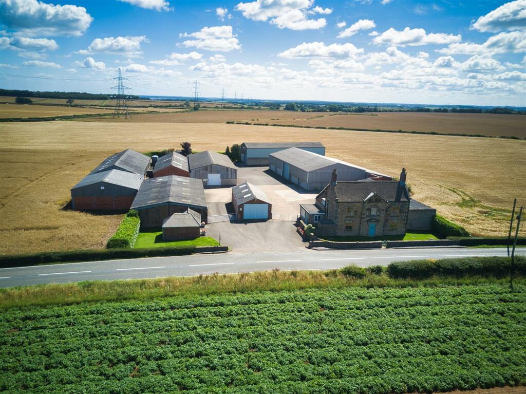 3 bedroom farm house for sale in Glapwell Lanes Farm, Glapwell Lane