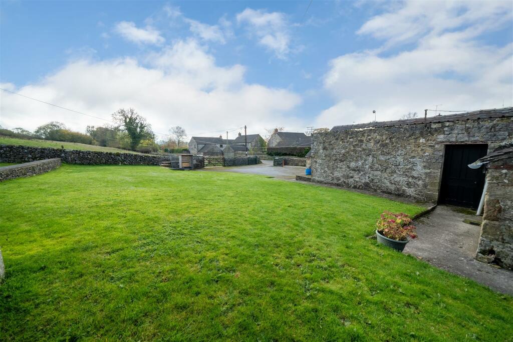 Additional property image - Wash Hills House, The Green, Brassington, Matlock, DE4 4HB