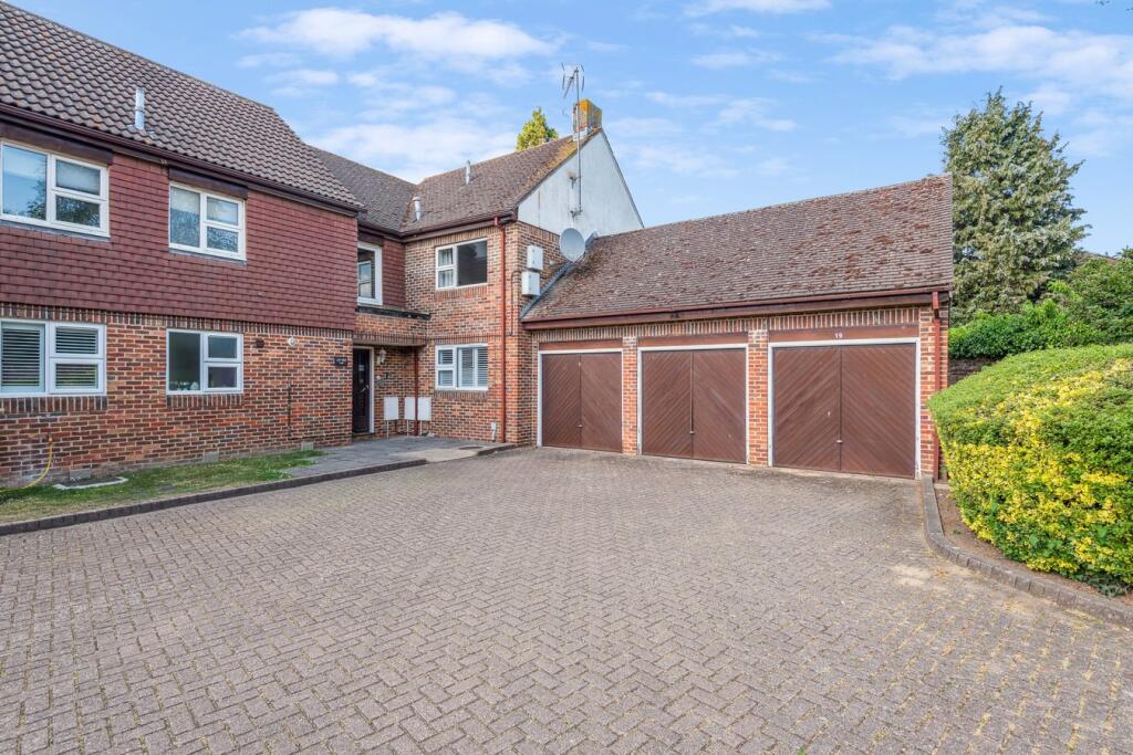 Main image of property: Riddell Gardens, Baldock, SG7