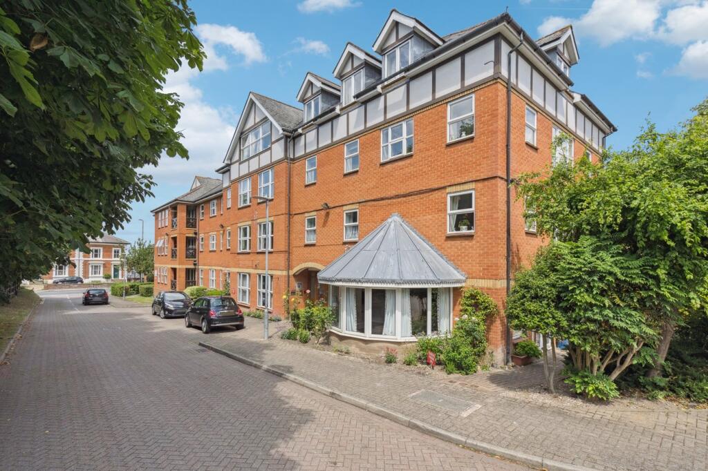 Main image of property: Harrison Close, Hitchin, SG4
