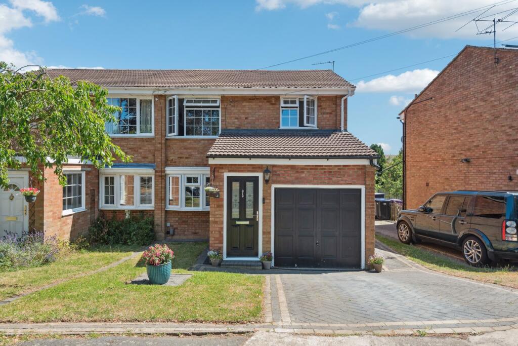 Main image of property: Bowmans Avenue, Hitchin, SG4