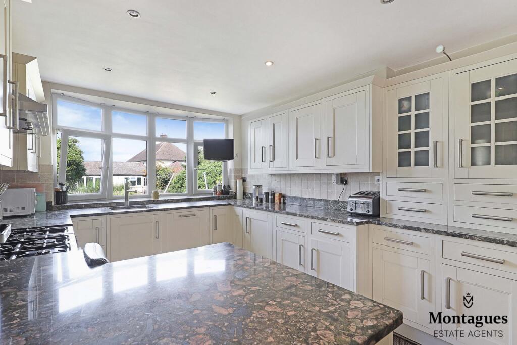 Additional property image - Vicarage Lane, North Weald, CM16