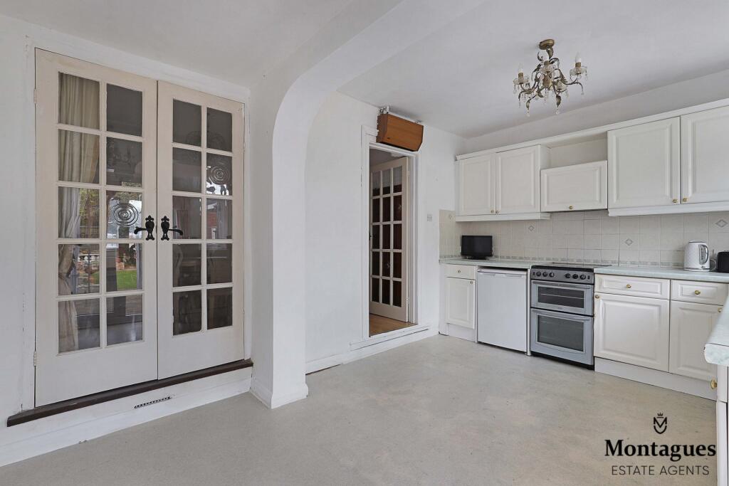 Additional property image - High Street, Epping, CM16
