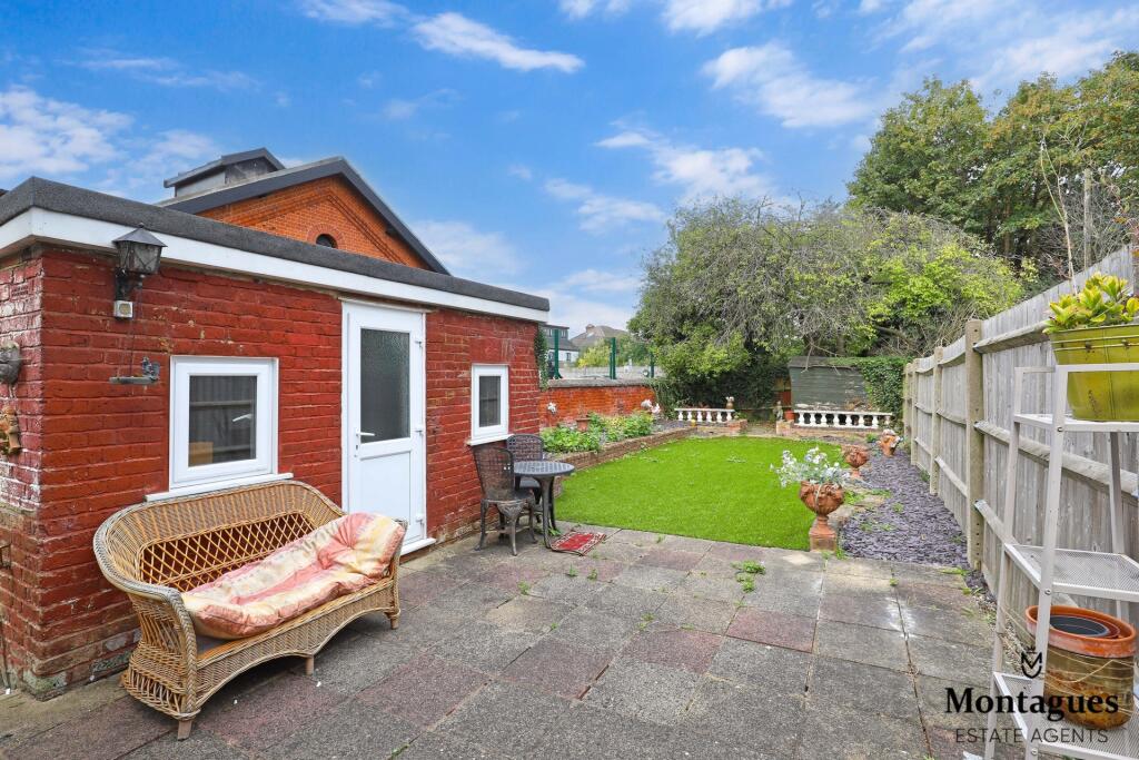 Additional property image - High Street, Epping, CM16