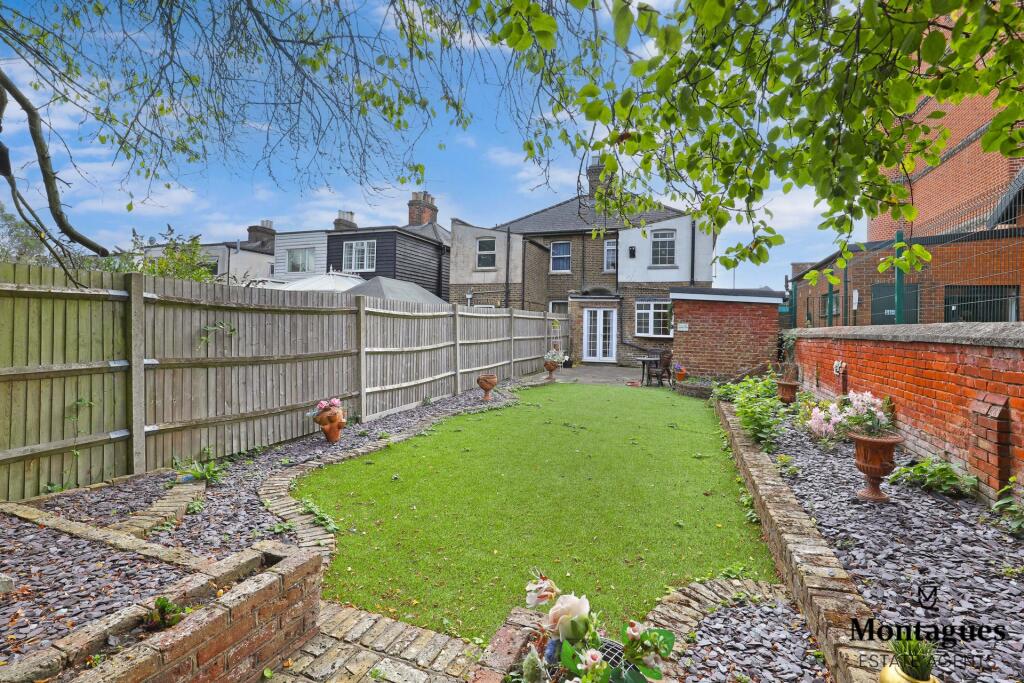 Additional property image - High Street, Epping, CM16