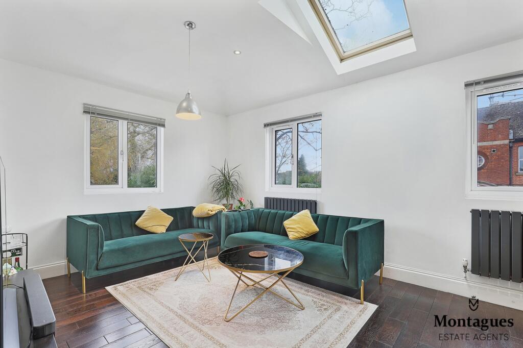 Additional property image - Hemnall Street, Epping, CM16